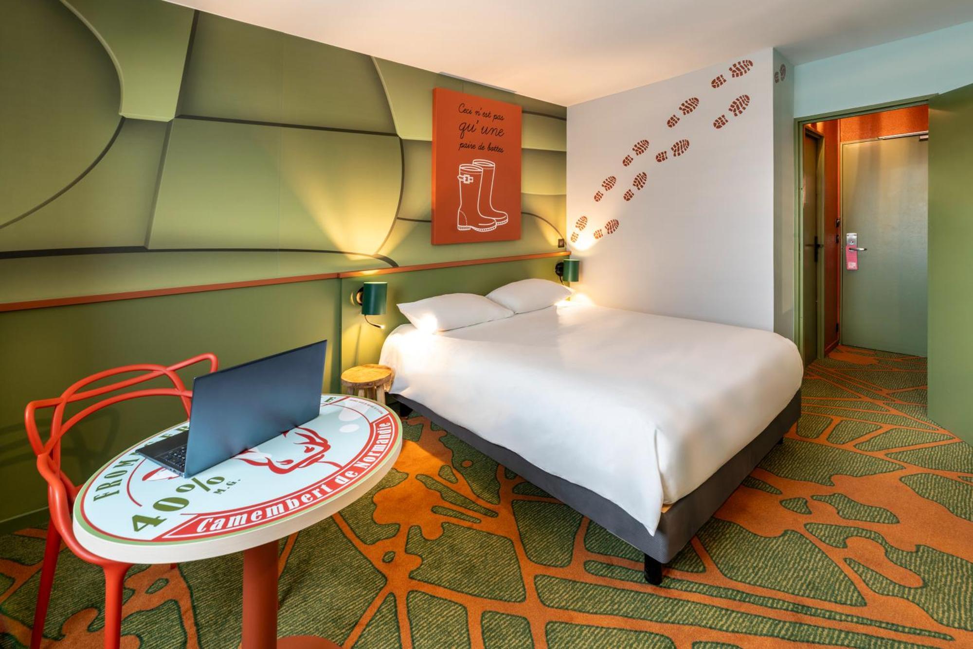 Ibis Styles Lisieux Normandie Exterior foto